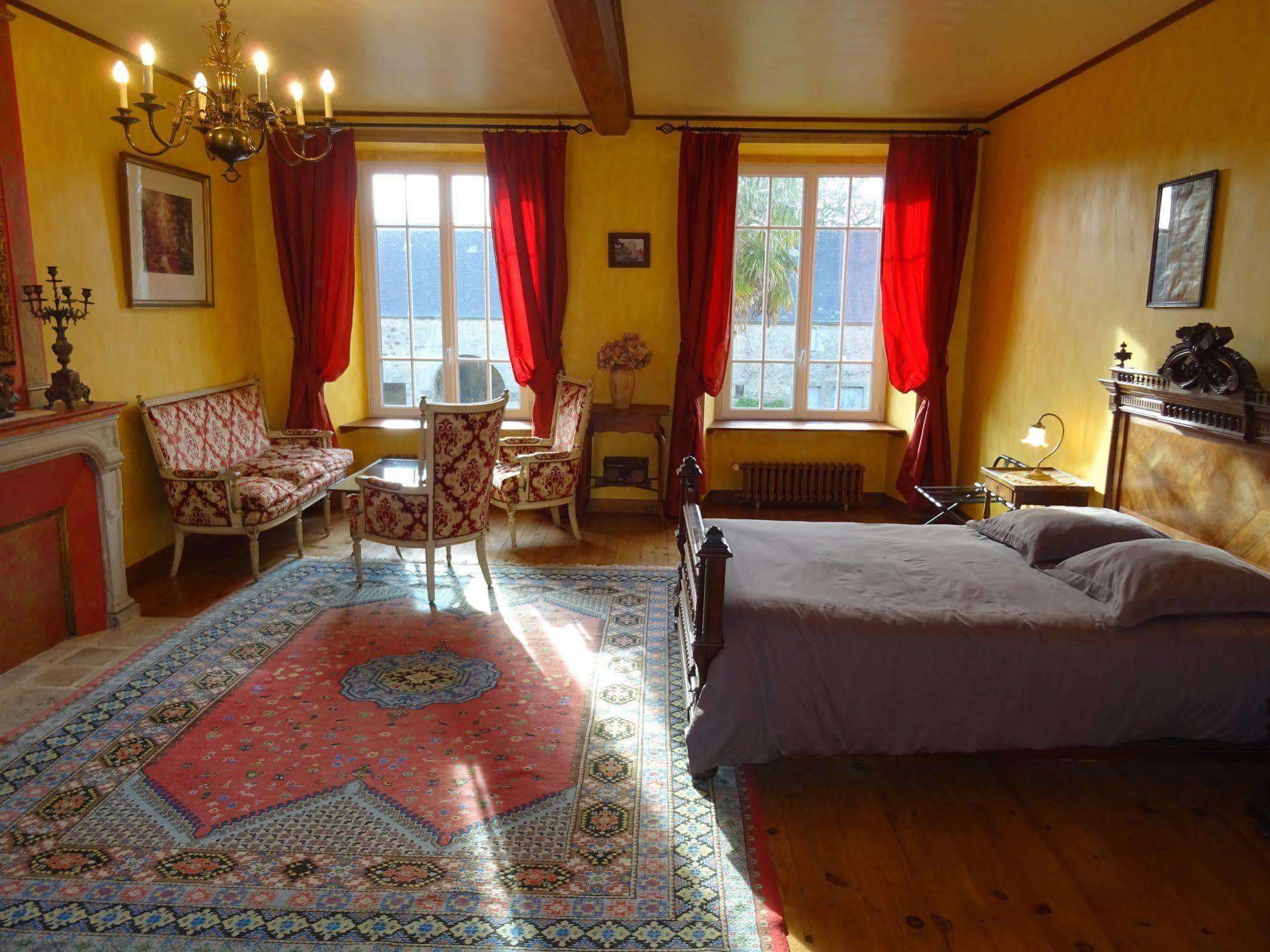 Bed and Breakfast Manoir De Savigny Valognes Exteriér fotografie